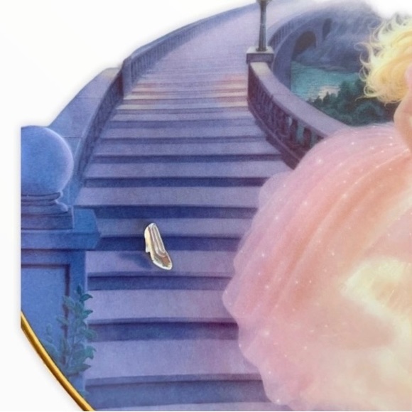 The Magic of Cinderella Limited Edition Plate - Picture 2 of 5